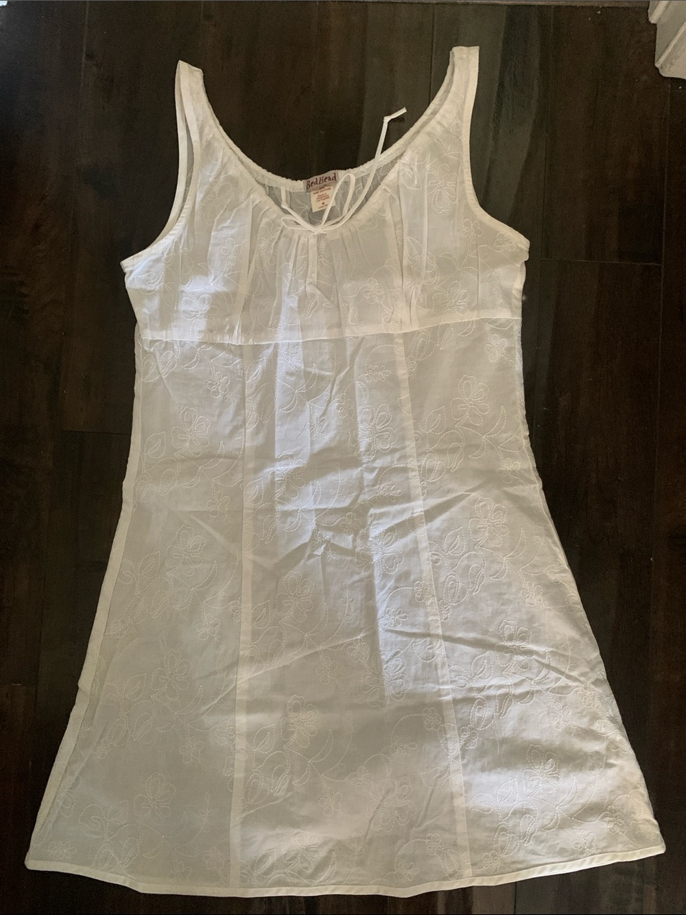 Bed Head Embroidered White Sleeveless Chemise Nightgown New WOT SzM